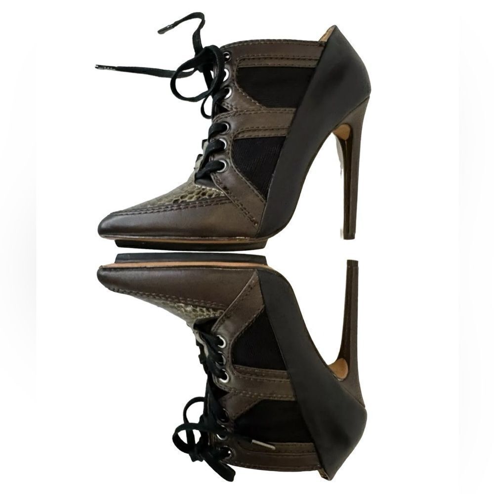 L.A.M.B. Nichol Boots Lace Up Patent Leather Platform Heeled Boots Size 8M - Picture 7 of 13